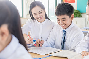 京領(lǐng)2024中國(guó)國(guó)際學(xué)校特色榜正式發(fā)布，上榜的北京國(guó)際學(xué)校誰(shuí)是黑馬？(北京國(guó)領(lǐng))